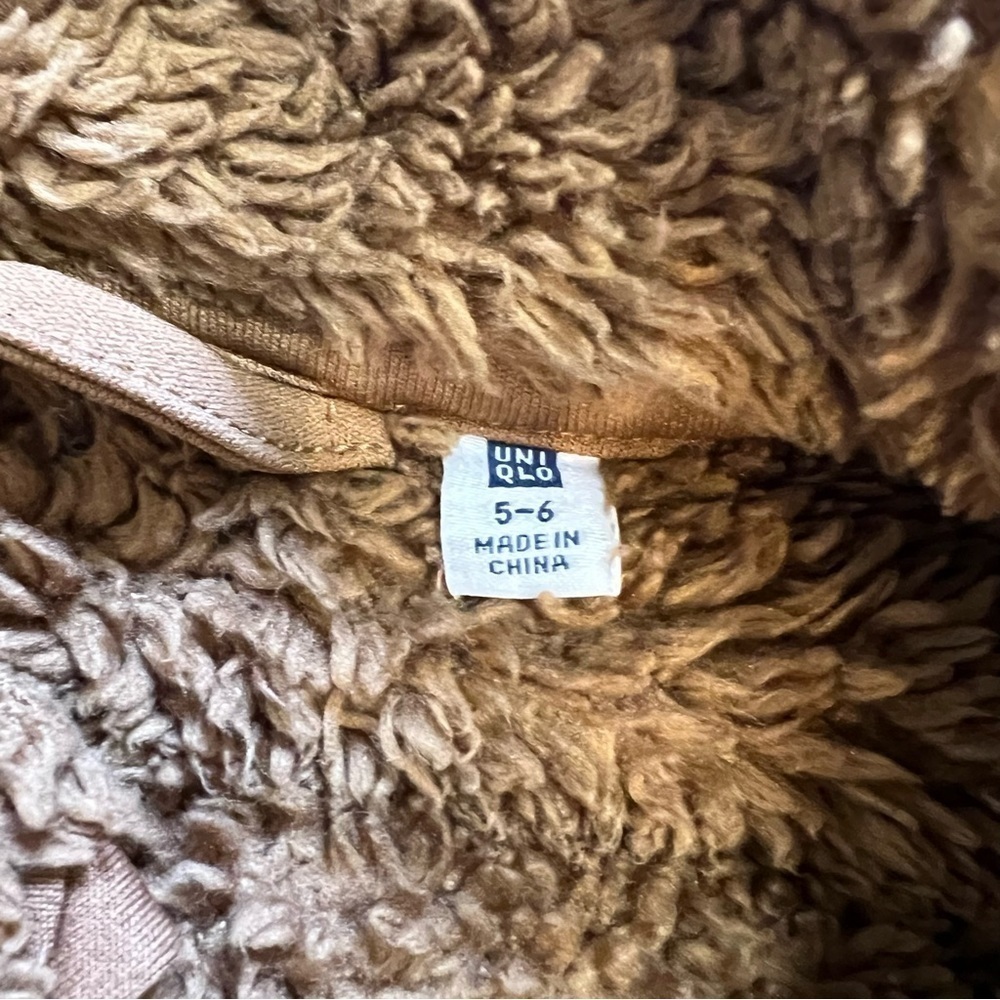 UNIQLO Girls Brown Sherpa Fleece Long Sleeves Jacket Warm Winter Snow Ski 5-6 - Picture 8 of 8